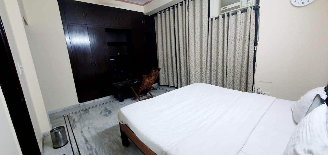 Hotel Inn נוידה מראה חיצוני תמונה