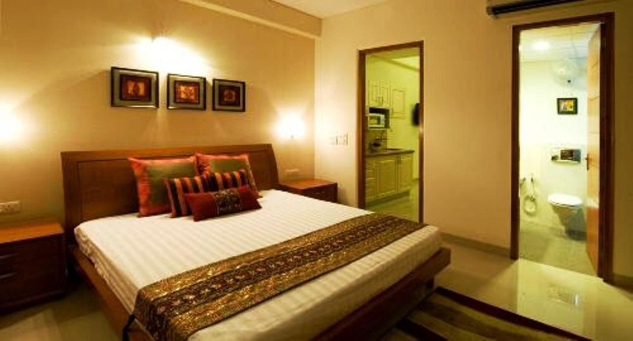 Hotel Inn נוידה מראה חיצוני תמונה