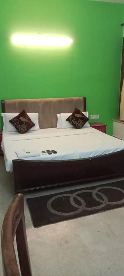 Hotel Inn נוידה מראה חיצוני תמונה